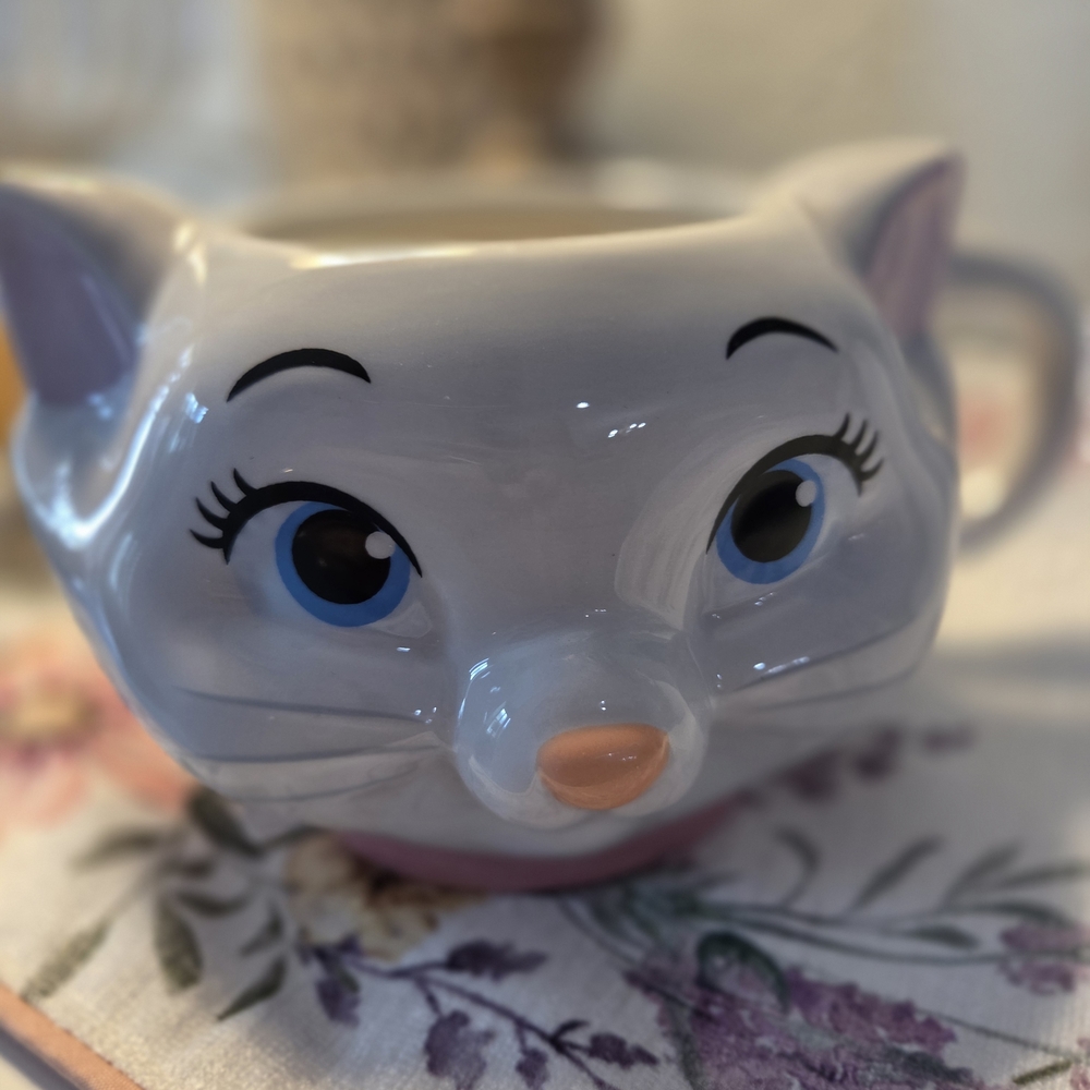 Disney Marie Aristocat Cat Face Ceramic Mug 20 oz.